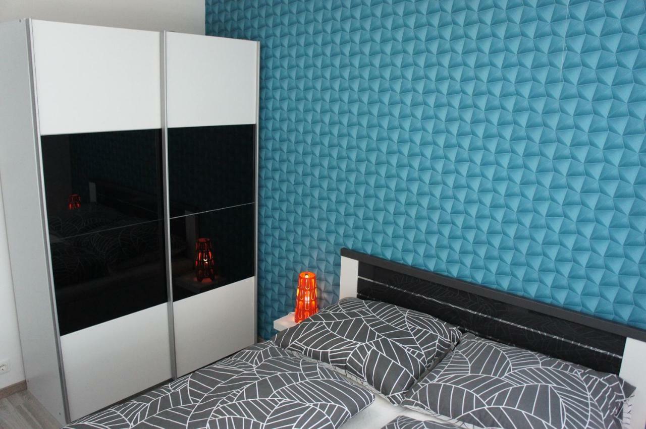 Laguna Beach Apartmanok Шіофок Екстер'єр фото